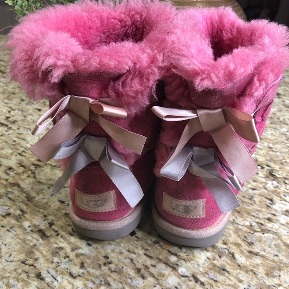 ‼️SALE‼️ Ugg Australia Bailey Bow II Pink Boot w/ Satin Bow - Picture 9 of 9